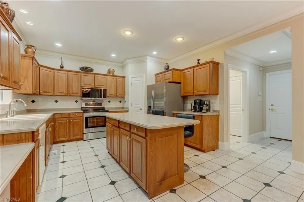 565 Irvin Farm Road Reidsville, NC 27320