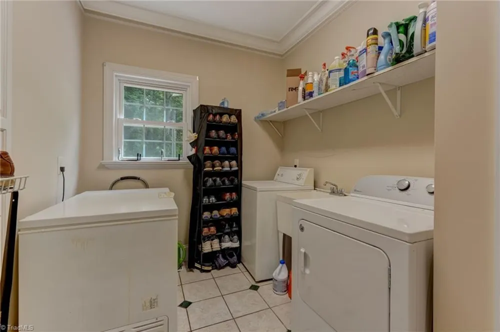 565 Irvin Farm Road Reidsville, NC 27320