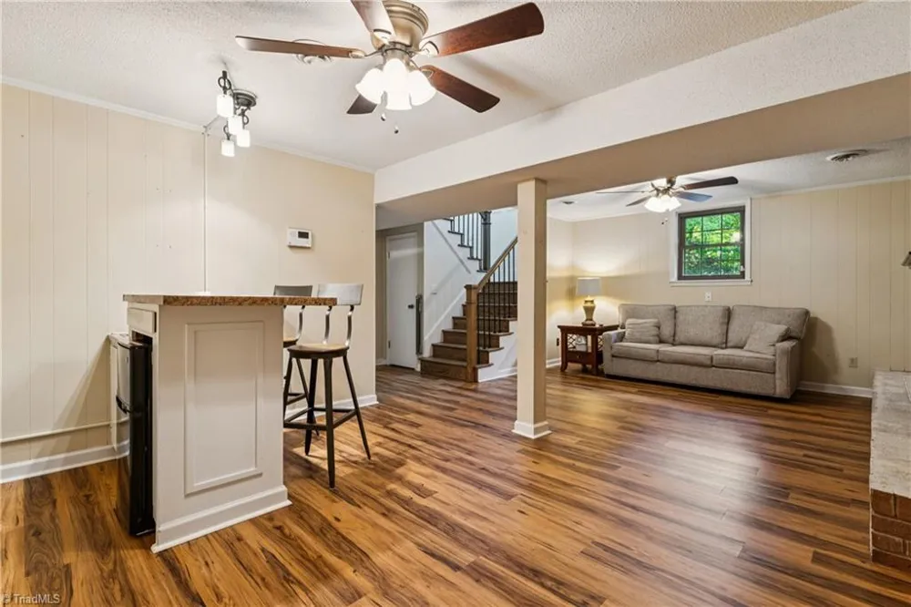 1640 Beechwood Road Yadkinville, NC 27055