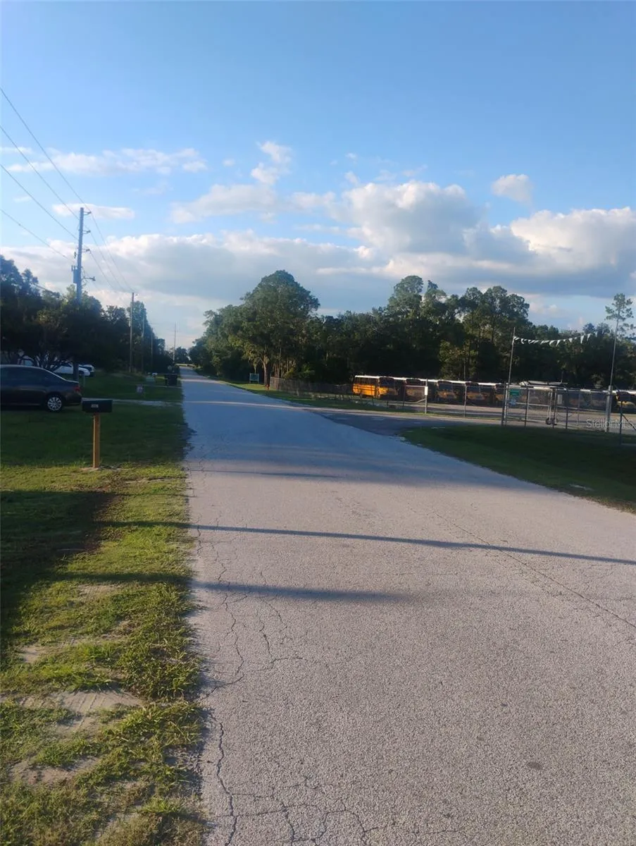 587 MARSHBURN DRIVE Bronson, FL 32621