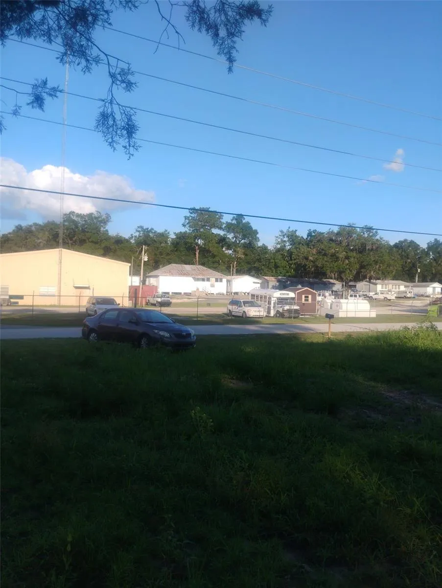 587 MARSHBURN DRIVE Bronson, FL 32621