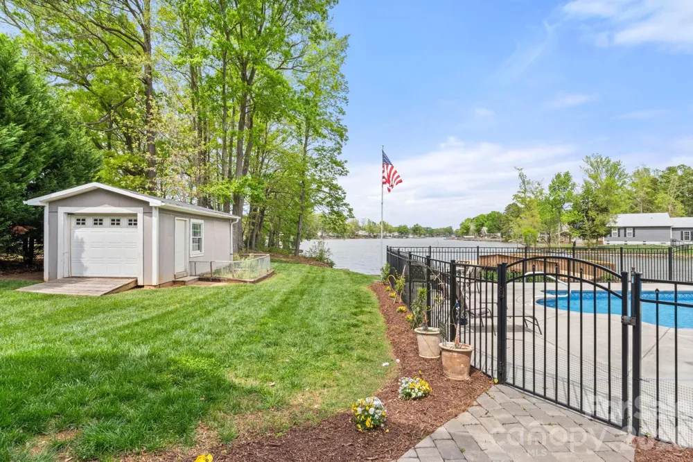1786 Riverview Road Lexington, NC 27292