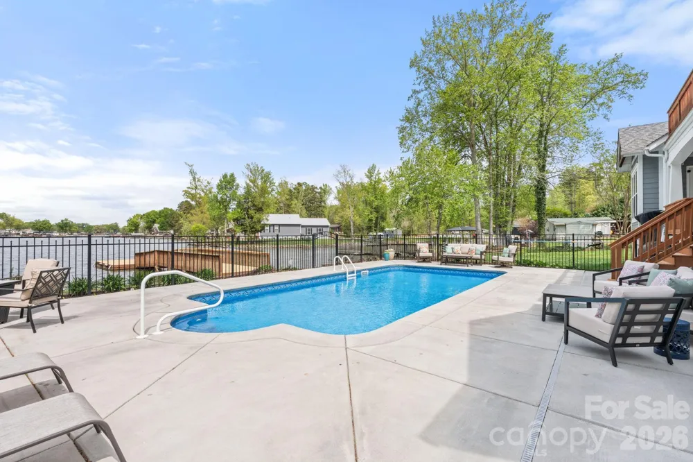 1786 Riverview Road Lexington, NC 27292