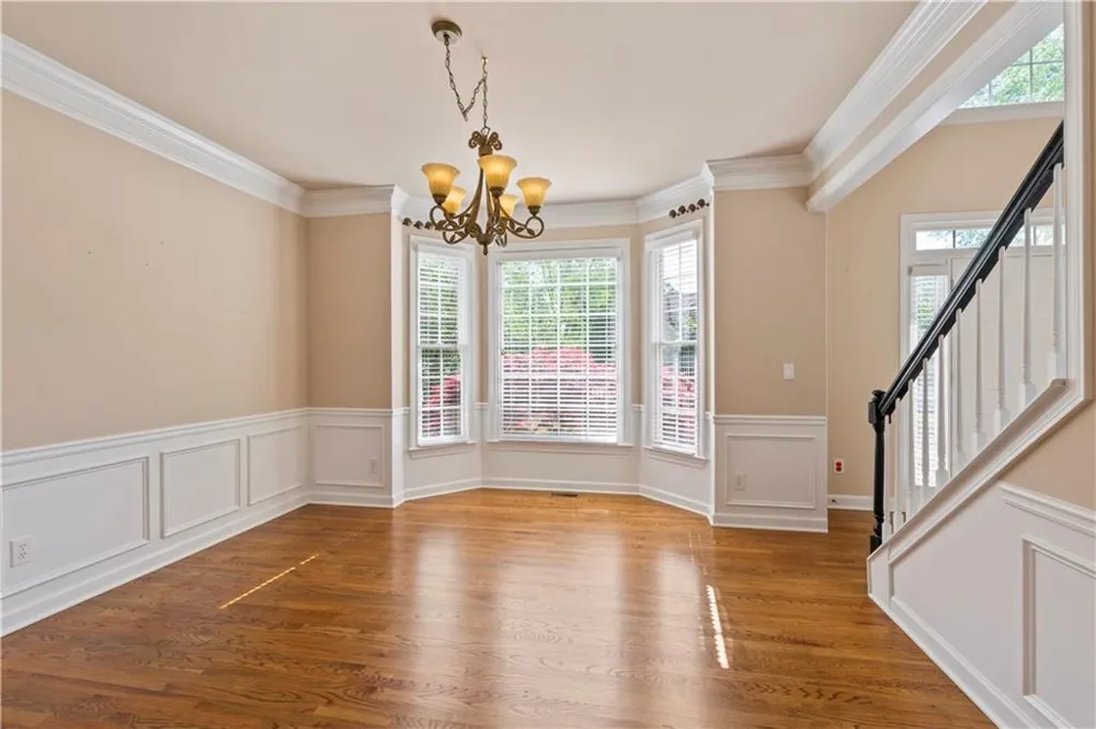 7205 Fawn Lake Drive Alpharetta, GA 30005