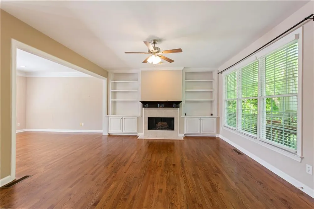 7205 Fawn Lake Drive Alpharetta, GA 30005