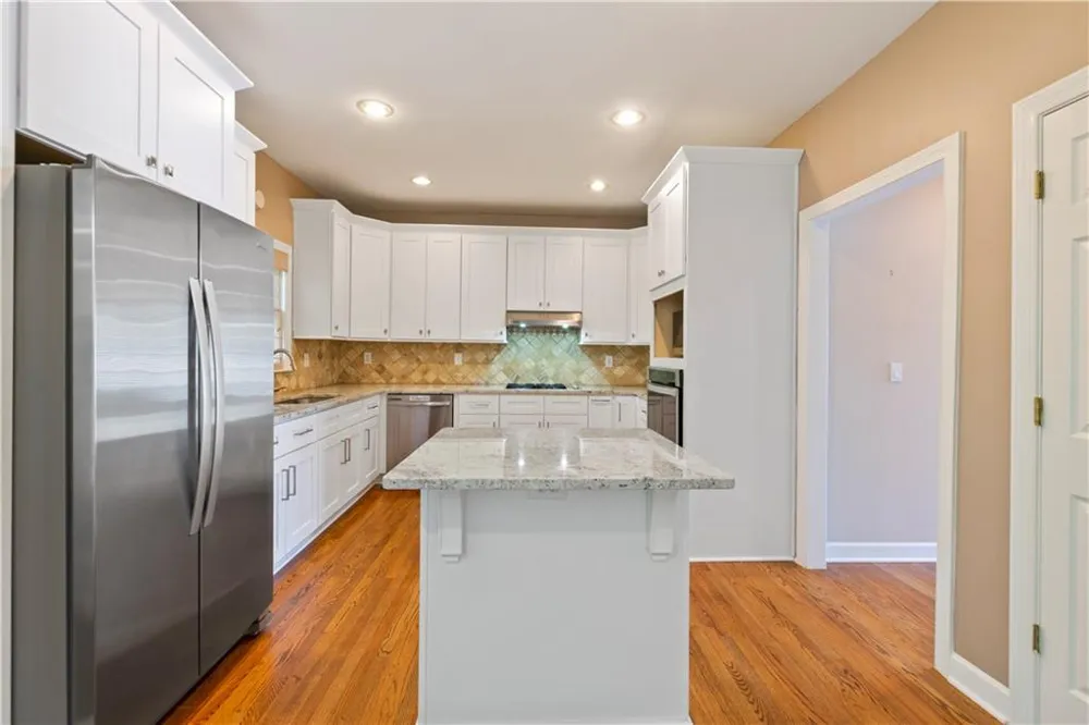 7205 Fawn Lake Drive Alpharetta, GA 30005