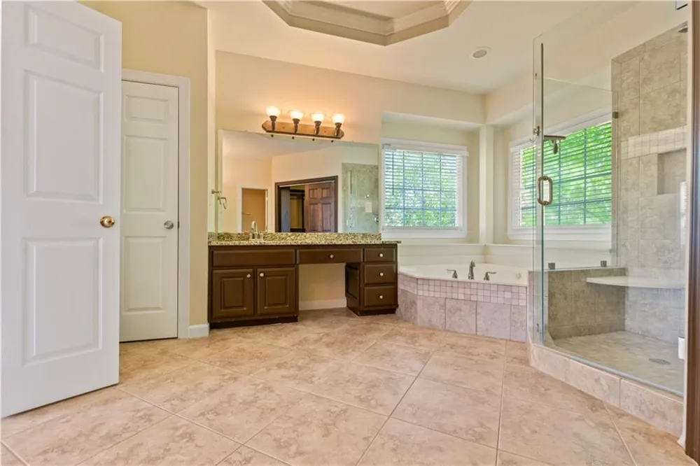 7205 Fawn Lake Drive Alpharetta, GA 30005