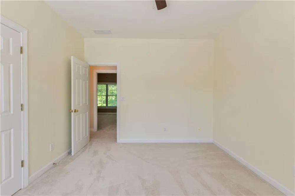 7205 Fawn Lake Drive Alpharetta, GA 30005
