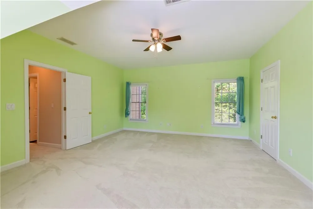 7205 Fawn Lake Drive Alpharetta, GA 30005
