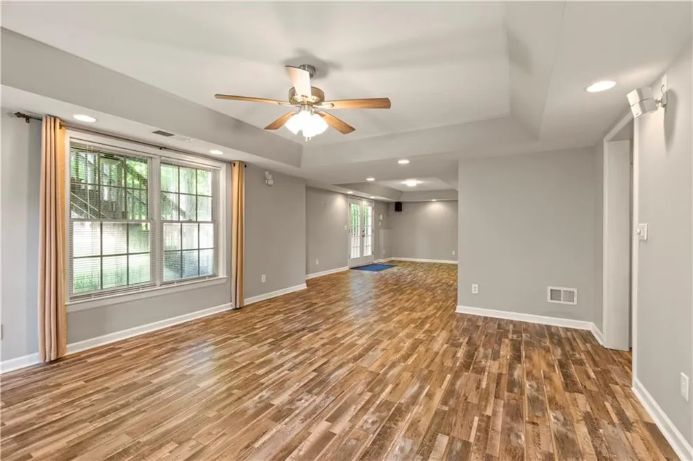 7205 Fawn Lake Drive Alpharetta, GA 30005