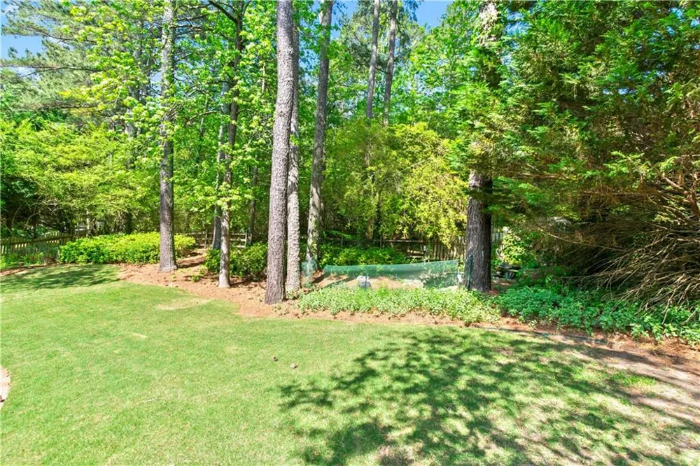 7205 Fawn Lake Drive Alpharetta, GA 30005