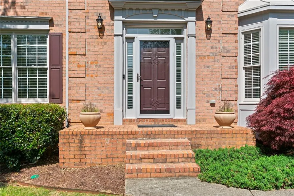 7205 Fawn Lake Drive Alpharetta, GA 30005