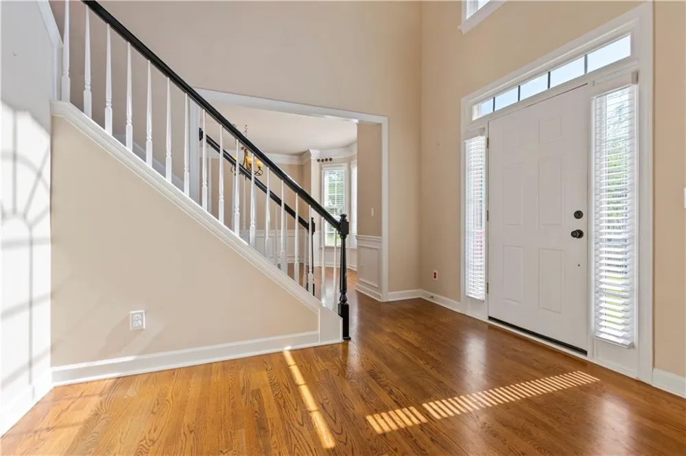 7205 Fawn Lake Drive Alpharetta, GA 30005