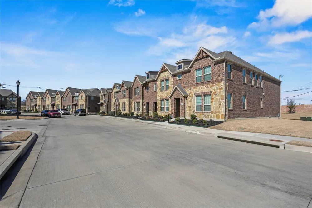 2017 Amarillo Place Mesquite, TX 75149