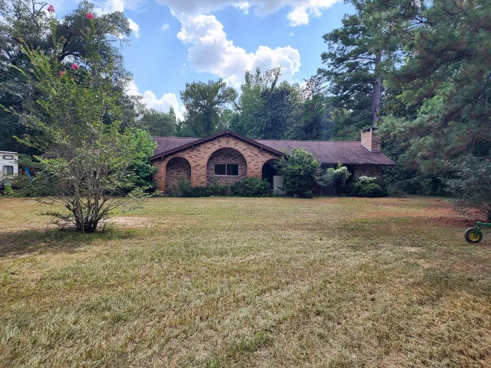 216 Private Road 6046 Burkeville, TX 75932