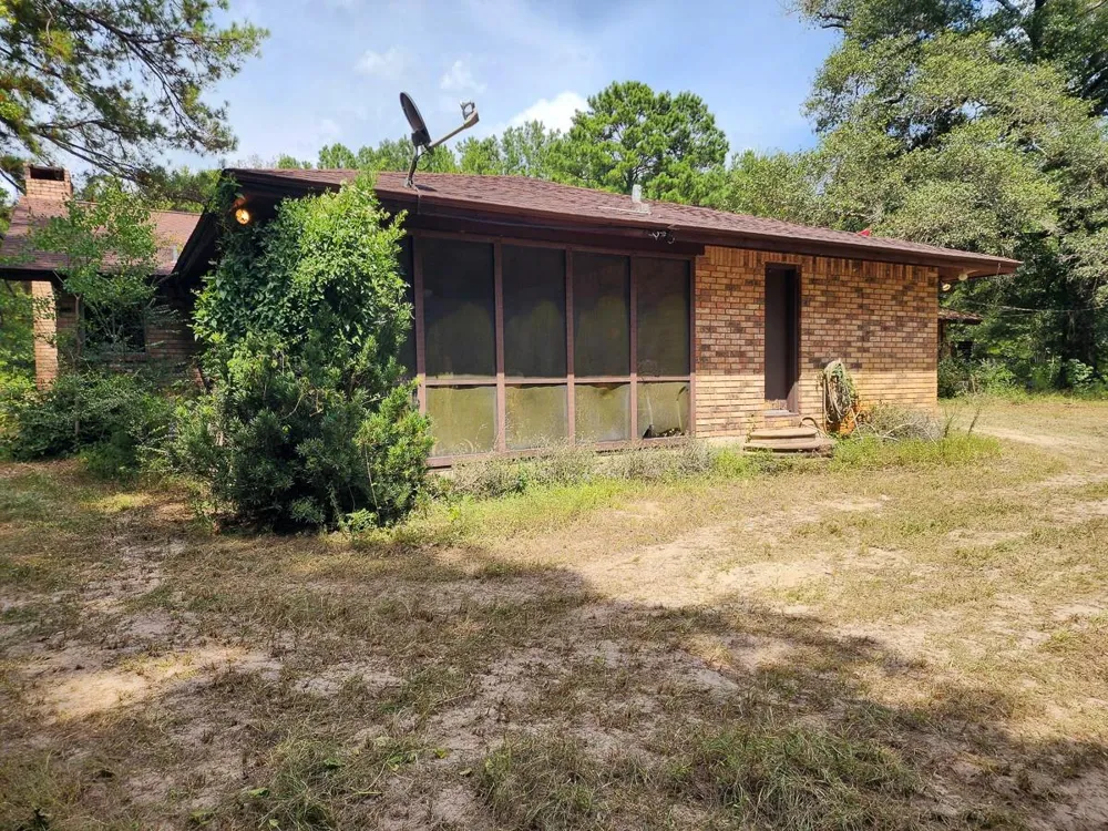 216 Private Road 6046 Burkeville, TX 75932
