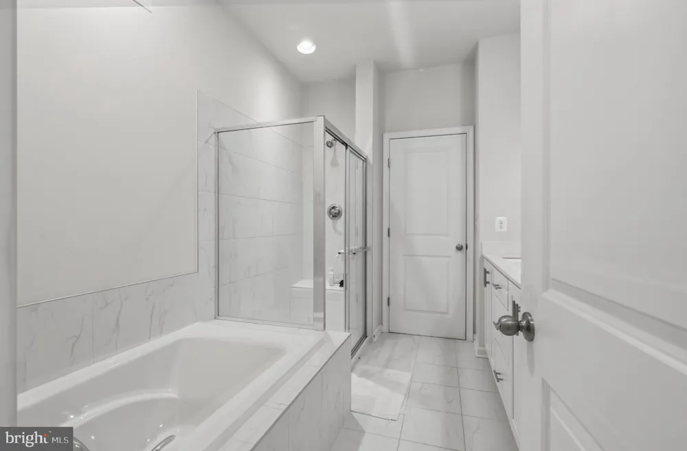 10308 VISTA SOLA WAY Lanham, MD 20706