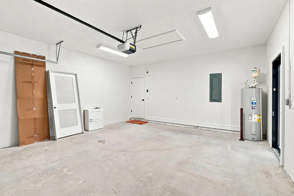 2356 30TH AVENUE SW Vero Beach, FL 32968