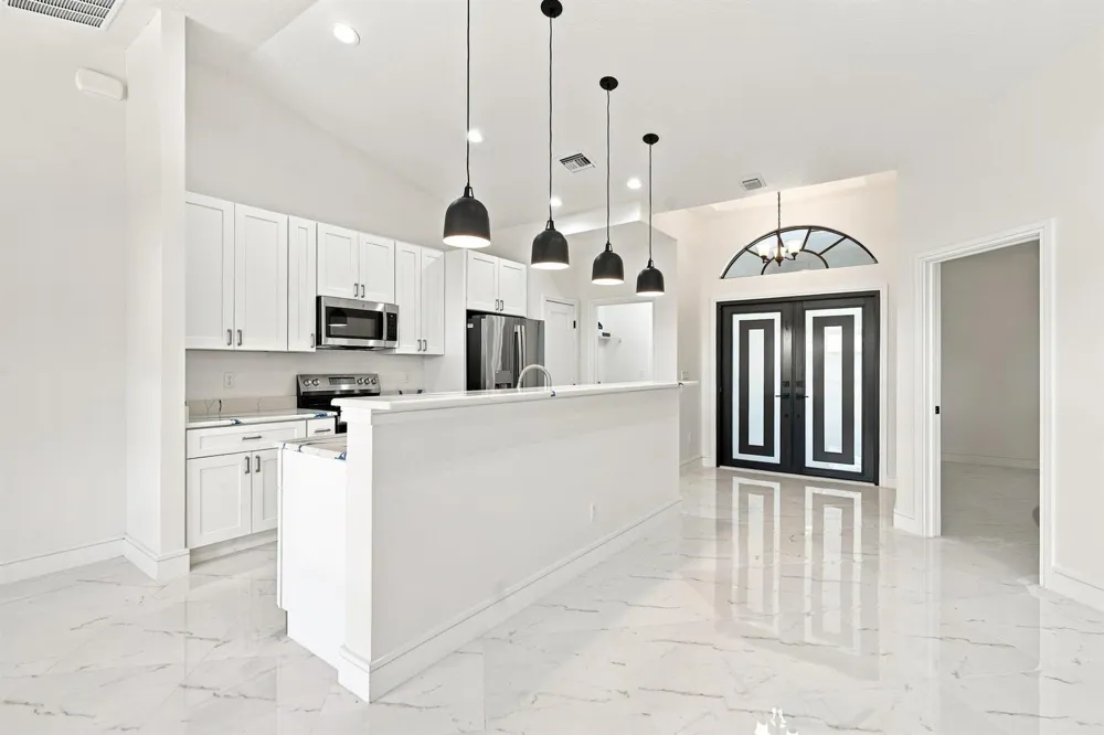 2356 30TH AVENUE SW Vero Beach, FL 32968