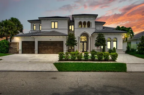 741 SW 15th Street