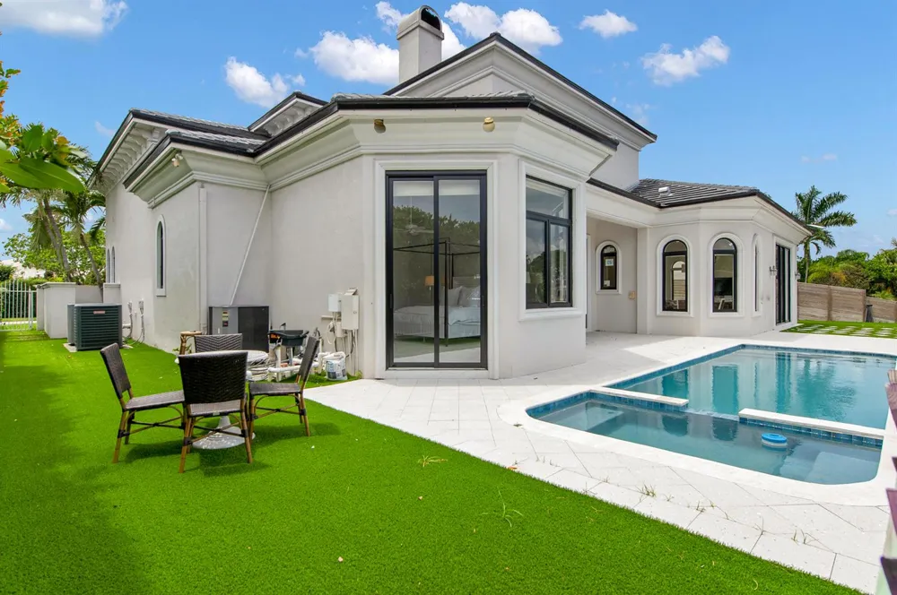 741 SW 15th Street Boca Raton, FL 33486