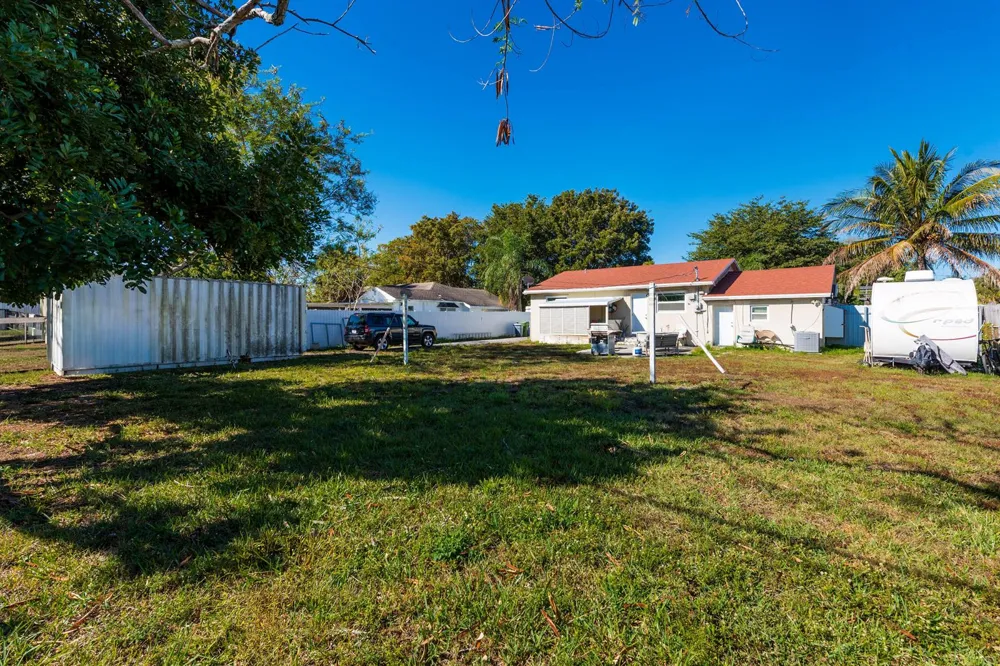 3914 SERUBI AVENUE Palm Springs, FL 33461