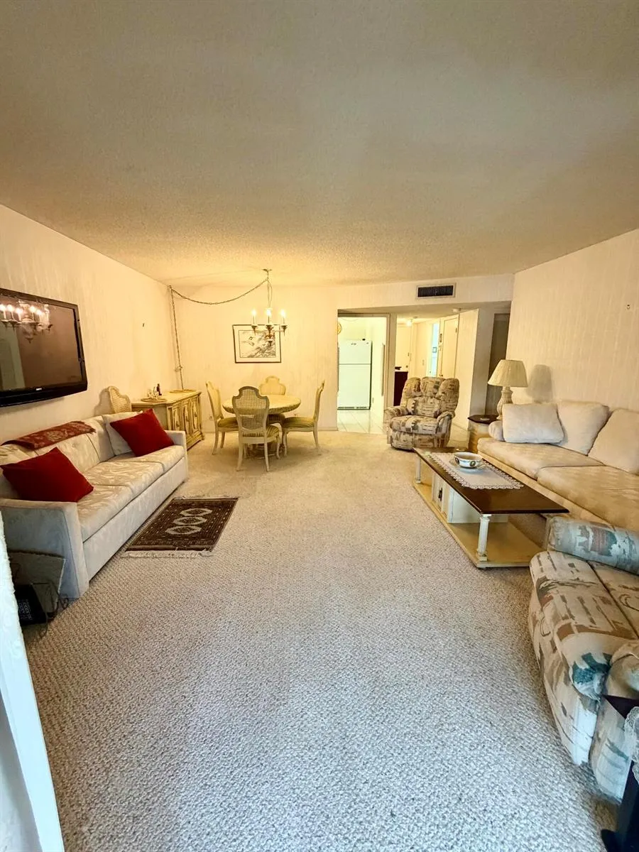 4740 NW 21st Street #311 Lauderhill, FL 33313