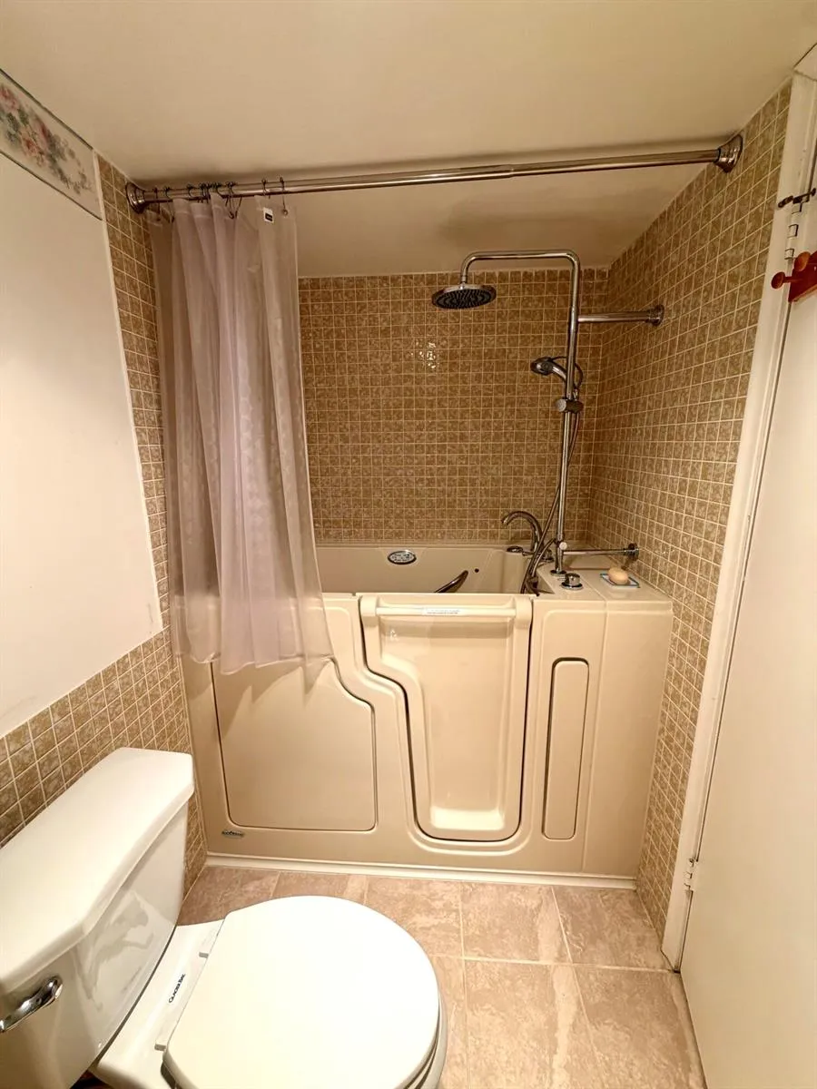 4740 NW 21st Street #311 Lauderhill, FL 33313