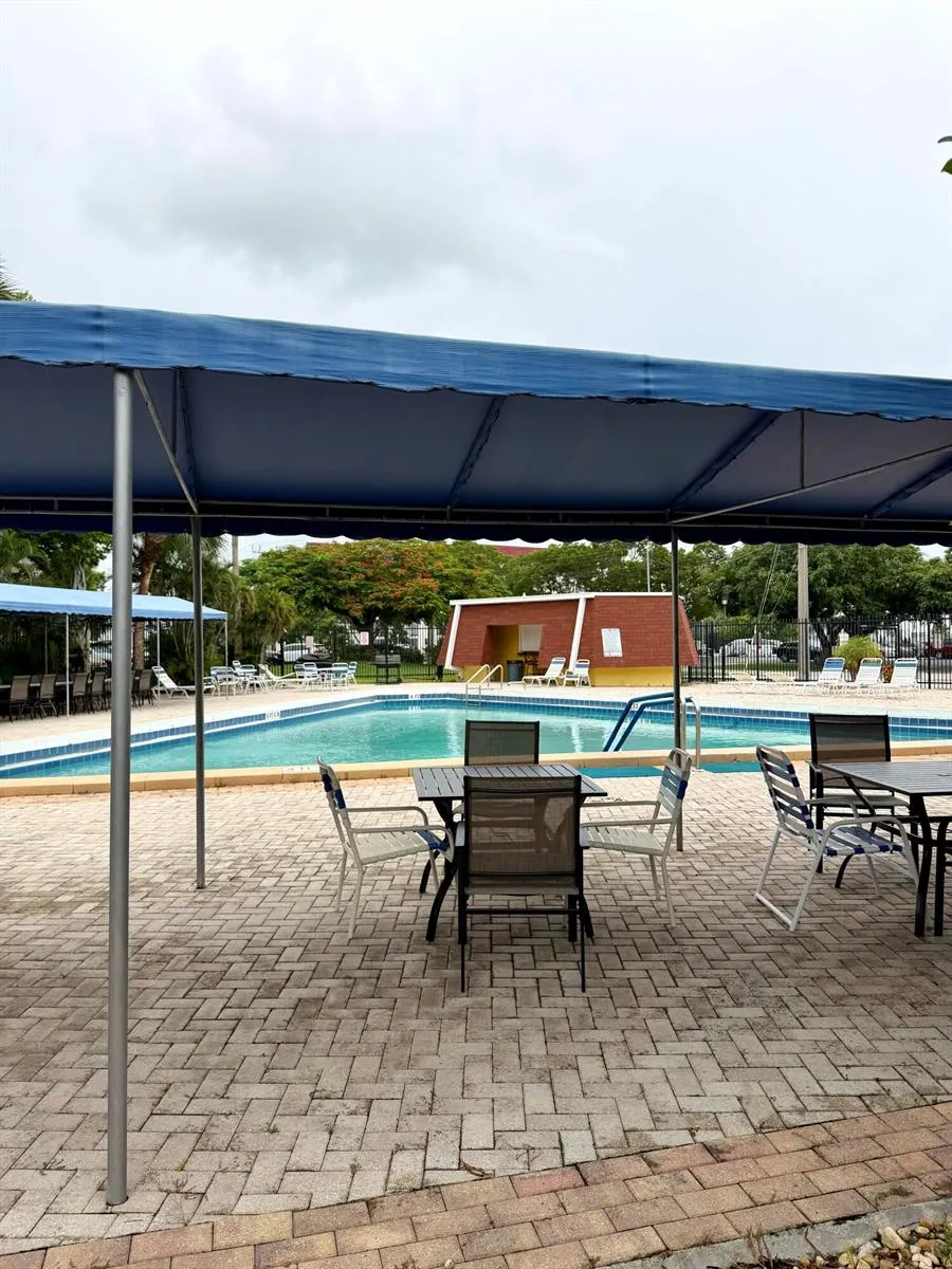 4740 NW 21st Street #311 Lauderhill, FL 33313