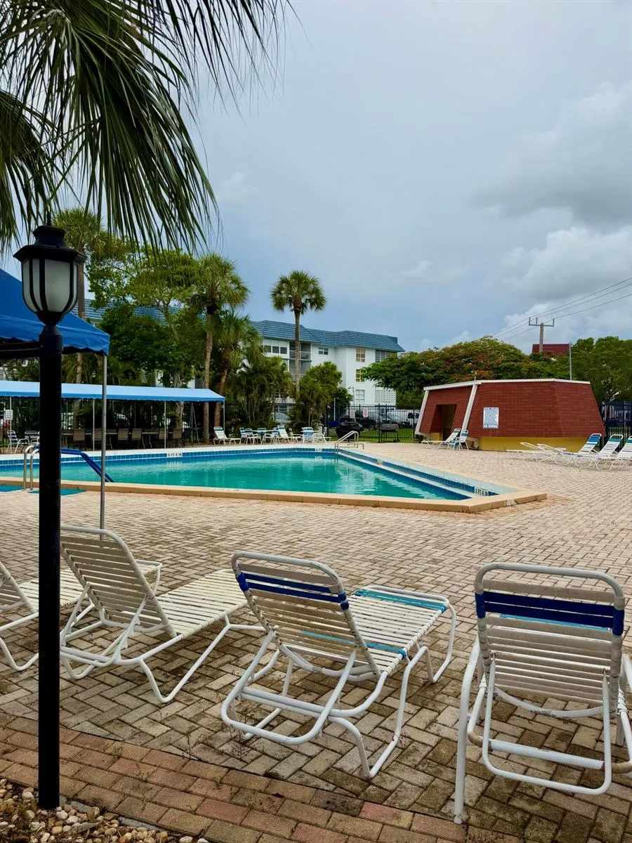 4740 NW 21st Street #311 Lauderhill, FL 33313