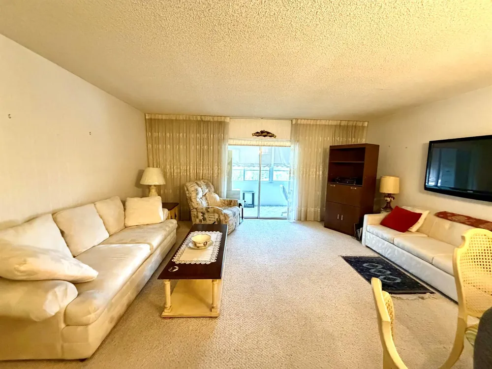 4740 NW 21st Street #311 Lauderhill, FL 33313