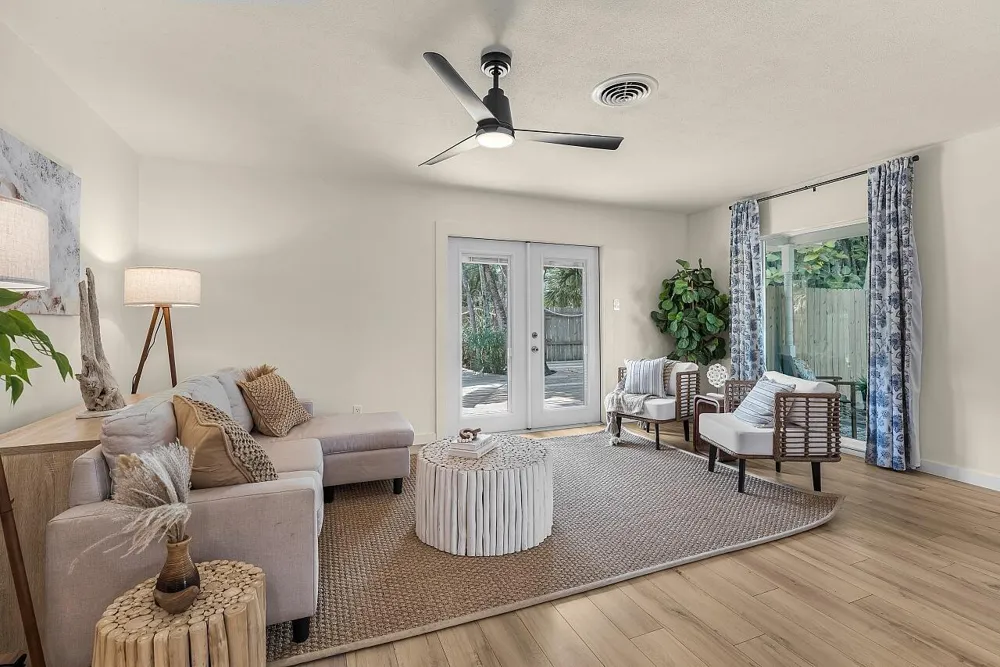 1206 21ST COURT Vero Beach, FL 32960