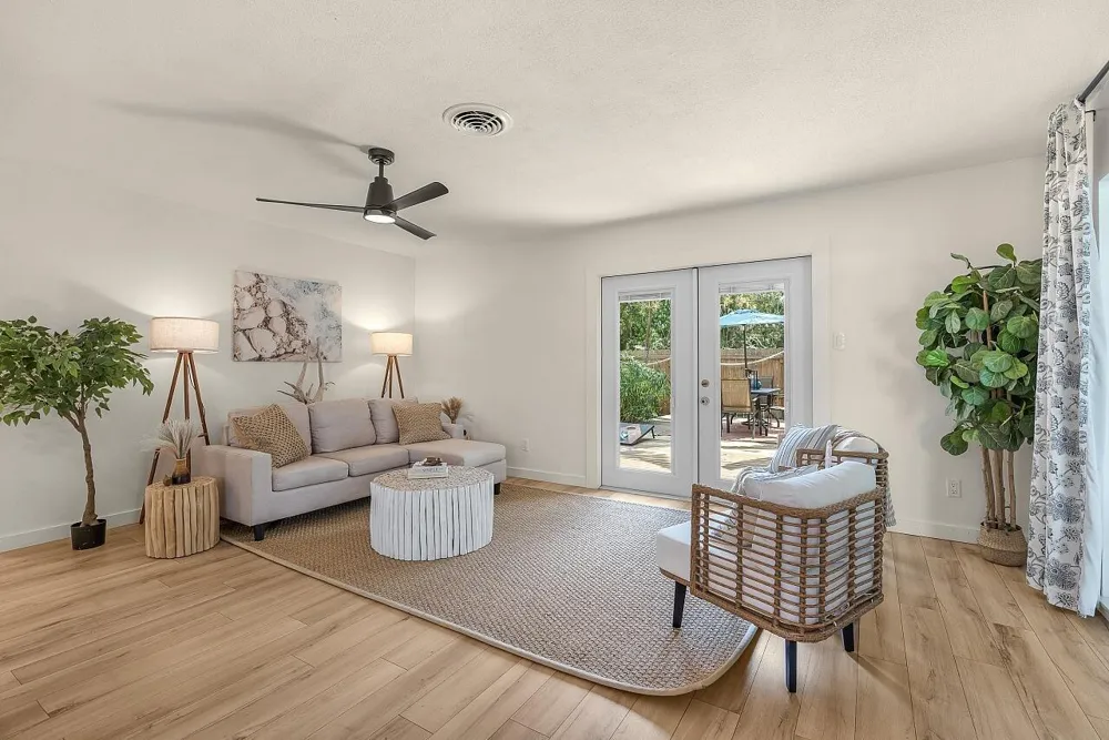 1206 21ST COURT Vero Beach, FL 32960