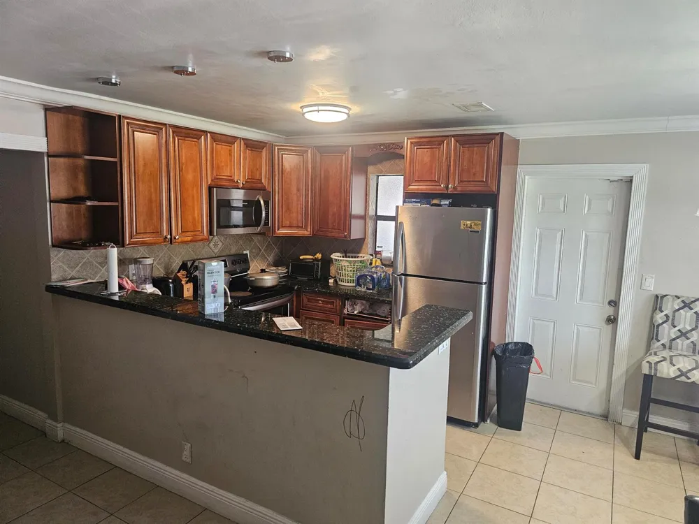 6134 HOGAN CREEK ROAD Margate, FL 33063