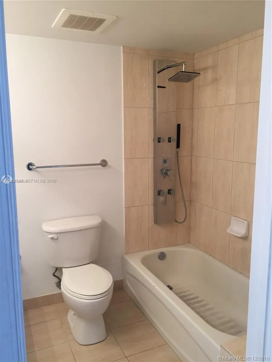 1750 Bayshore Dr #2908 Miami, FL 33132
