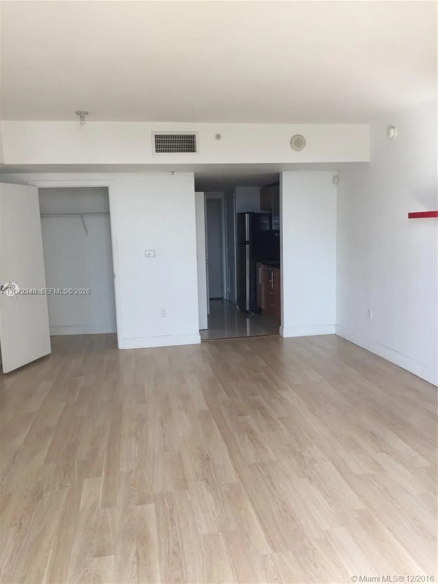 1750 Bayshore Dr #2908 Miami, FL 33132