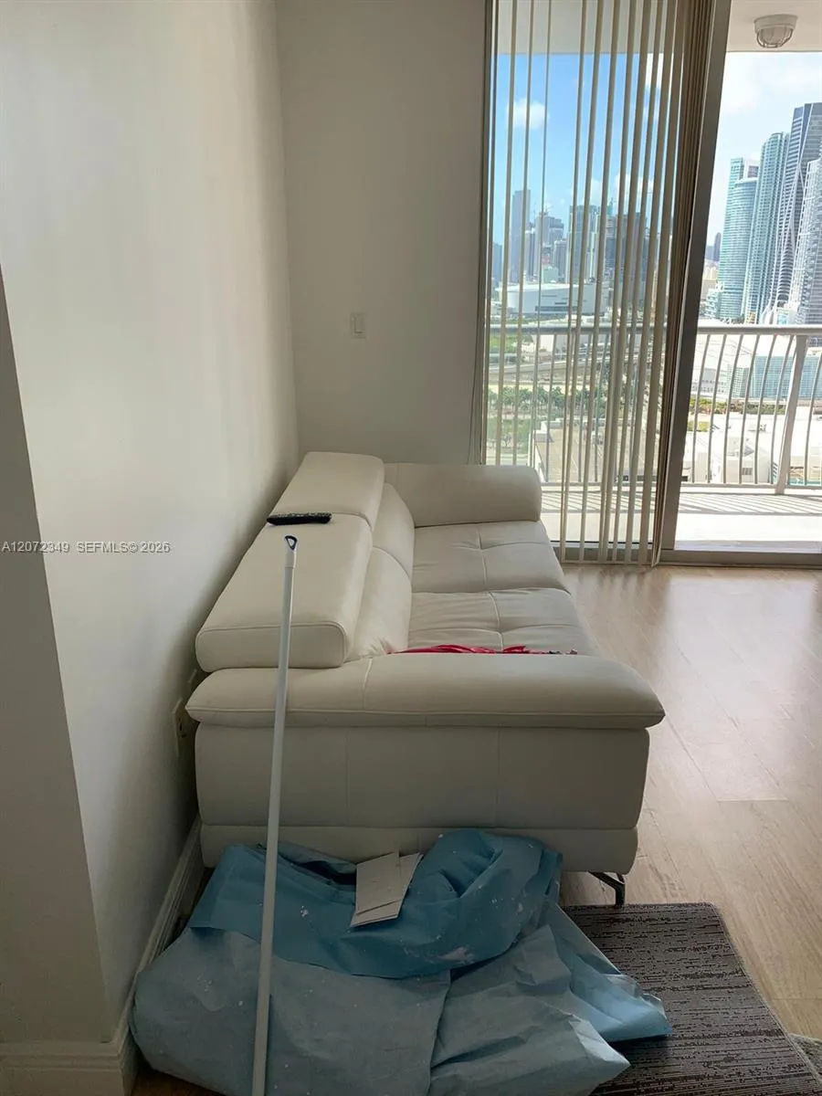 1750 Bayshore Dr #2908 Miami, FL 33132
