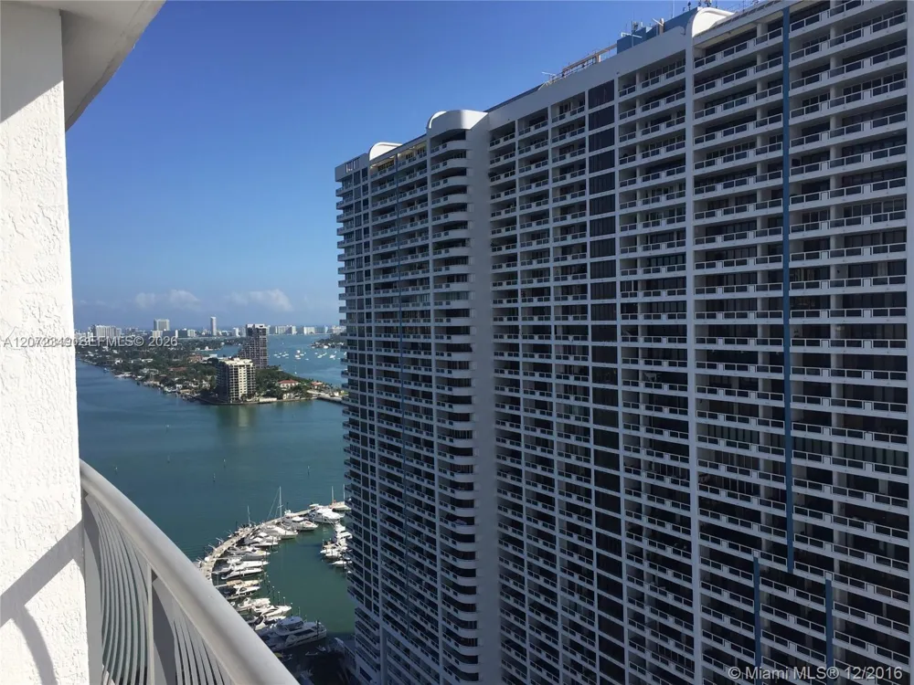 1750 Bayshore Dr #2908 Miami, FL 33132