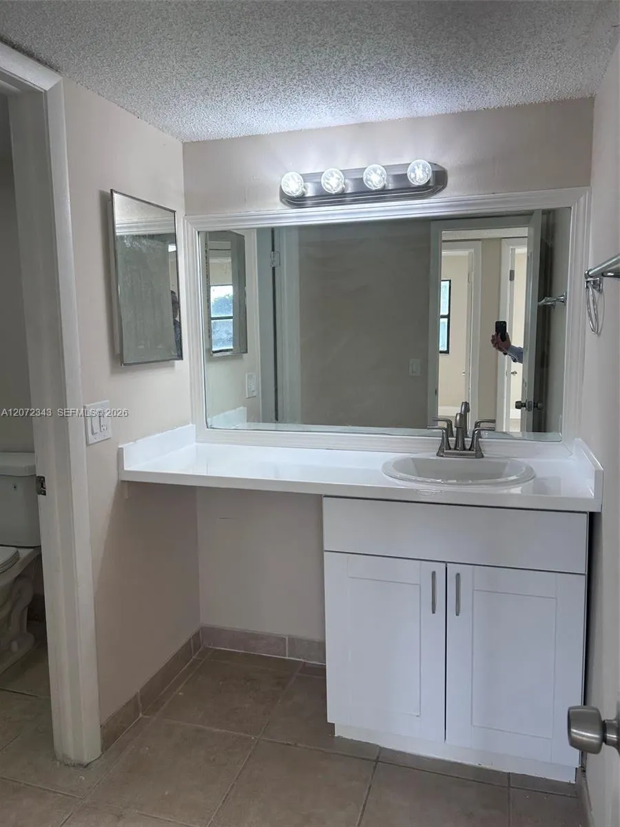 15630 SW 80th St #I-203 Miami, FL 33193