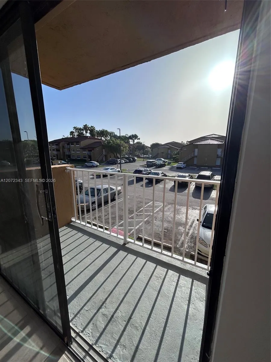 15630 SW 80th St #I-203 Miami, FL 33193