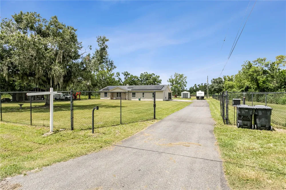 10710 BILL TUCKER ROAD Wimauma, FL 33598