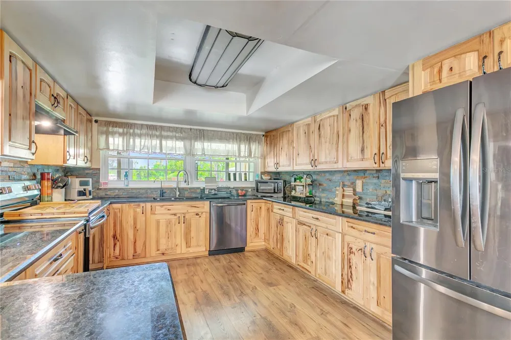10710 BILL TUCKER ROAD Wimauma, FL 33598