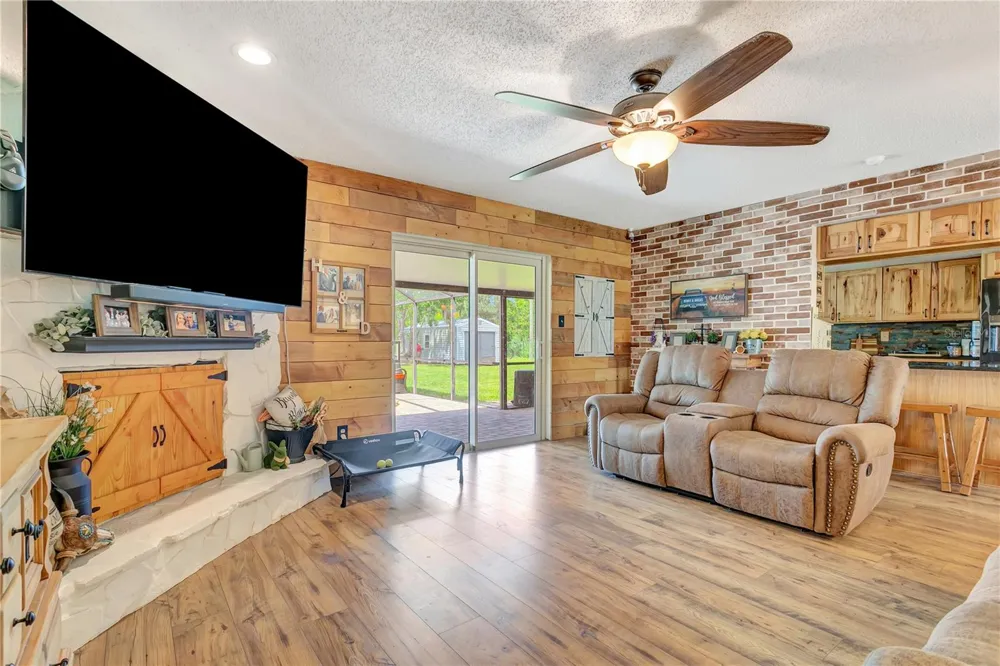 10710 BILL TUCKER ROAD Wimauma, FL 33598