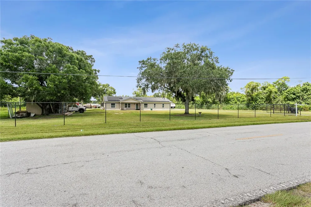 10710 BILL TUCKER ROAD Wimauma, FL 33598