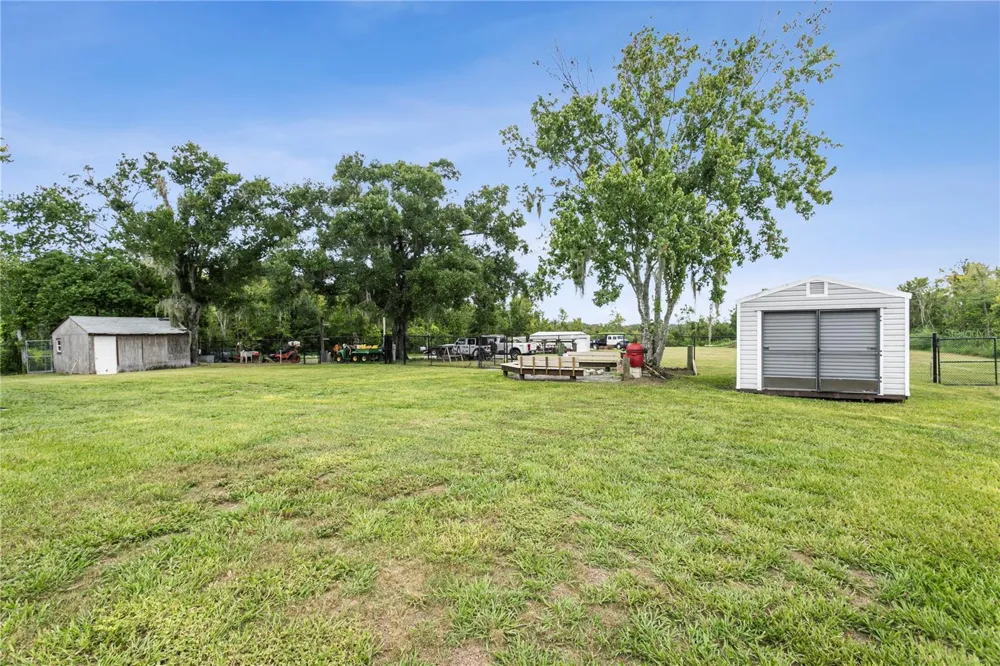 10710 BILL TUCKER ROAD Wimauma, FL 33598