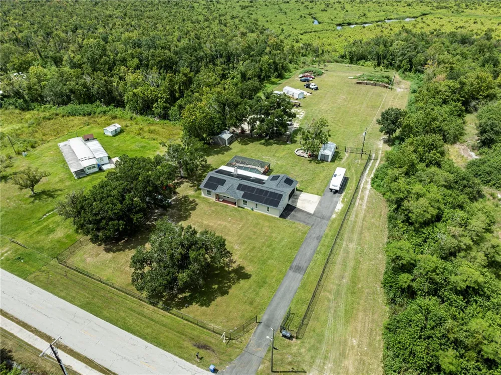 10710 BILL TUCKER ROAD Wimauma, FL 33598