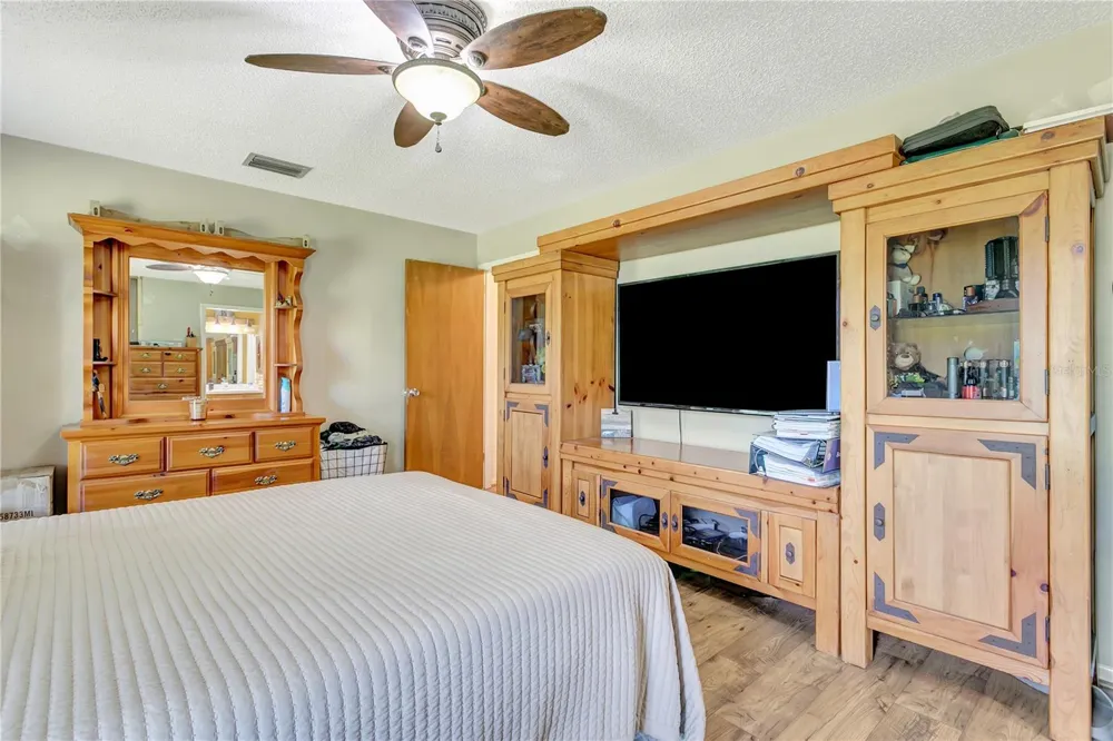 10710 BILL TUCKER ROAD Wimauma, FL 33598