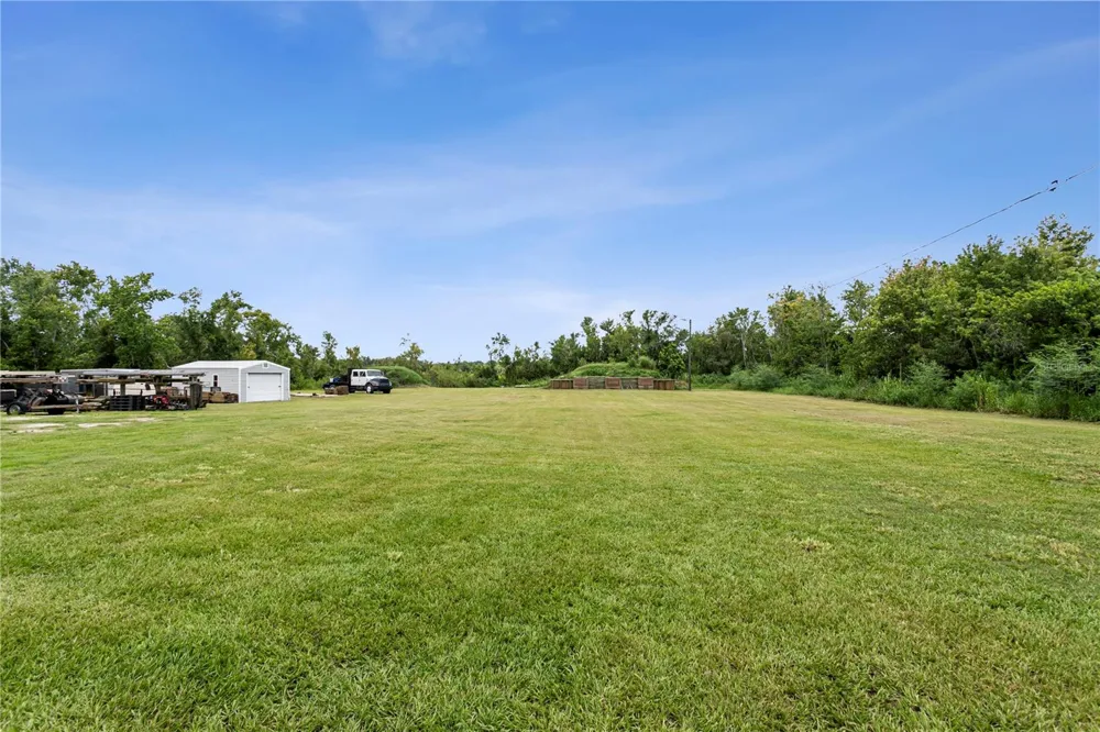 10710 BILL TUCKER ROAD Wimauma, FL 33598