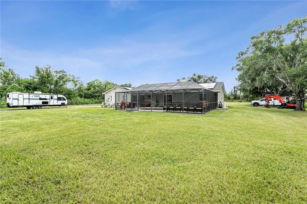 10710 BILL TUCKER ROAD Wimauma, FL 33598