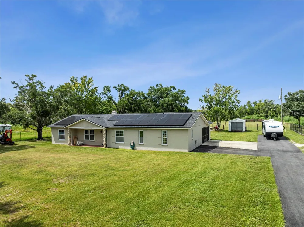 10710 BILL TUCKER ROAD Wimauma, FL 33598